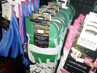 Garden Gloves p1030381-qpr